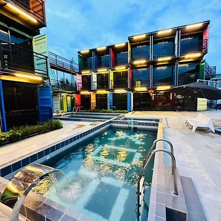 Boxinn The Kontena Home Semporna Exterior photo