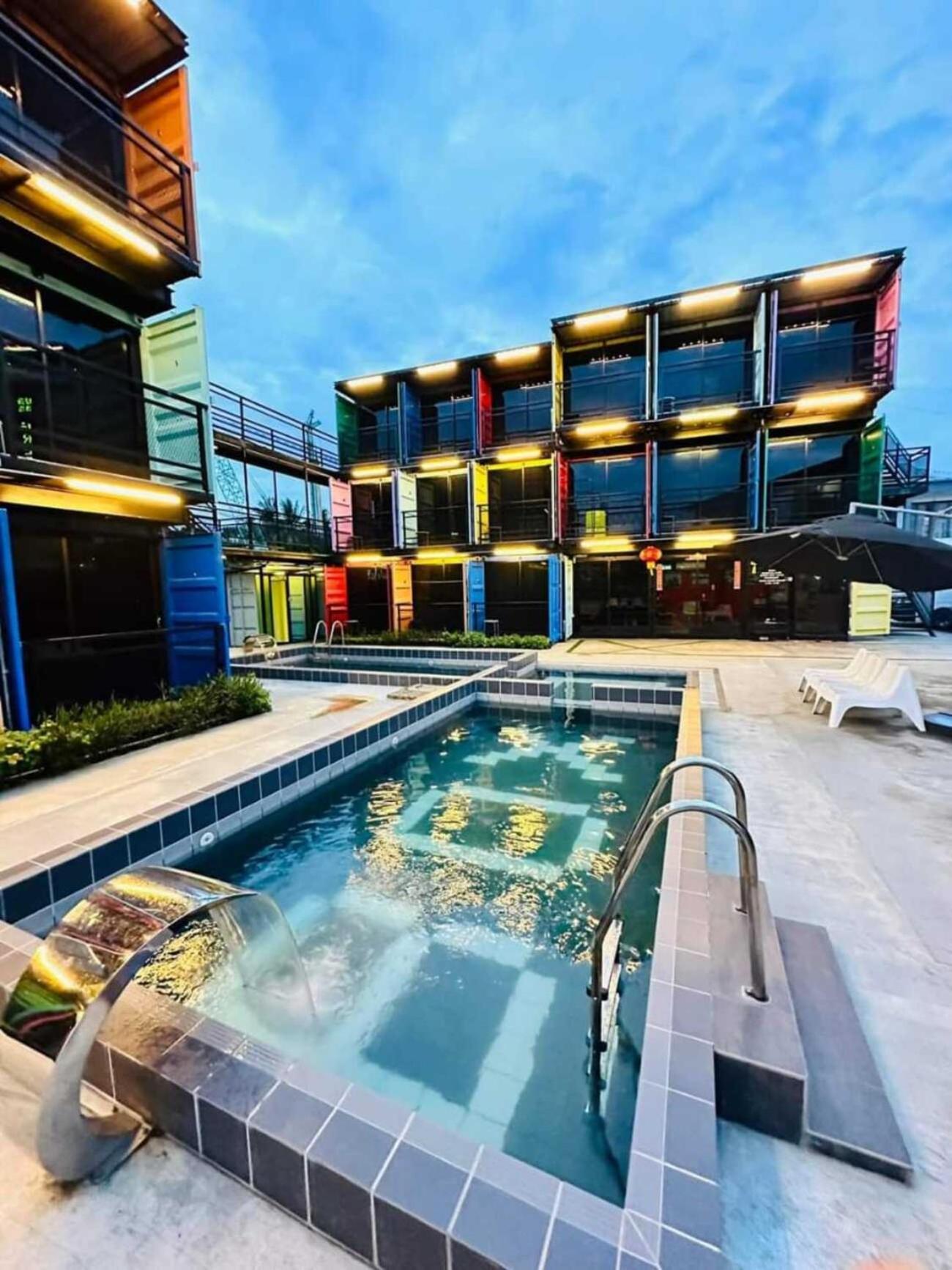 Boxinn The Kontena Home Semporna Exterior photo