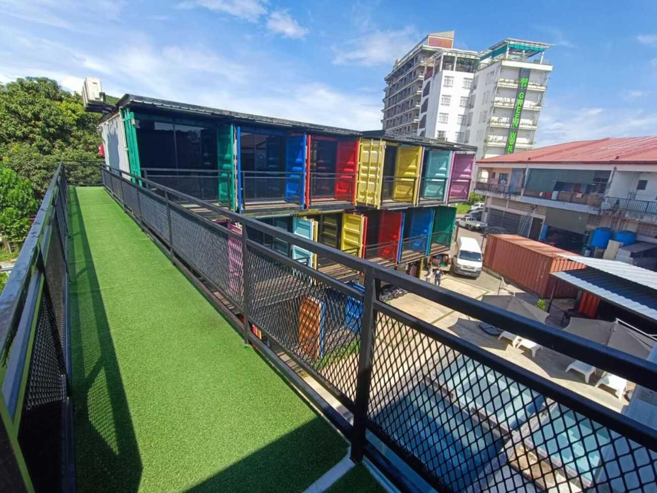 Boxinn The Kontena Home Semporna Exterior photo