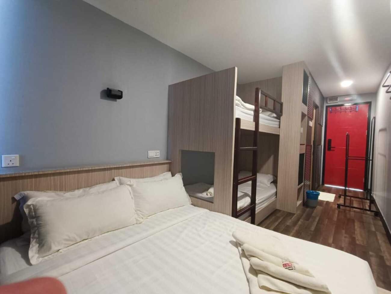 Boxinn The Kontena Home Semporna Exterior photo